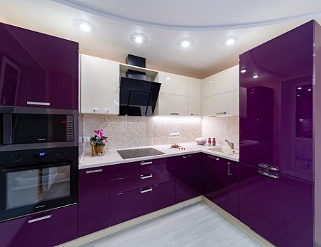 Какая кухня лучше — глянцевая или матовая?