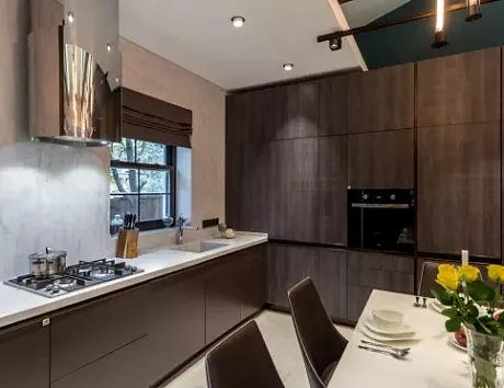 Темная кухня