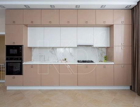 Фото кухни в квартире. Мифы вокруг глянцевых фасадов с фотопечатью. Красота зависит от ухода.