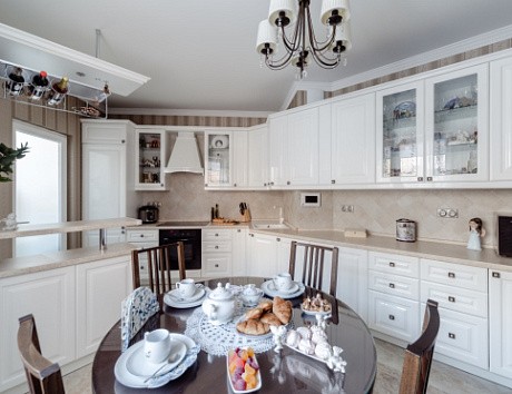 Белая кухня во Владивостоке