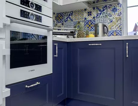 Синяя кухня
