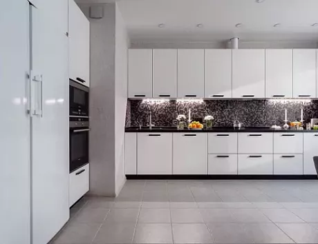 Белая кухня в Липецке