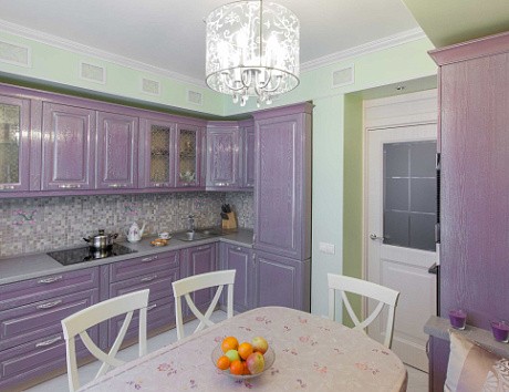 Фиолетовая кухня в Чите