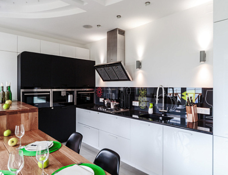 Глянцевая кухня в Ростове-на-Дону