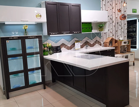 Недорого купить угловые кухни на распродаже