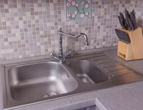 Фиолетовая кухня во Владивостоке