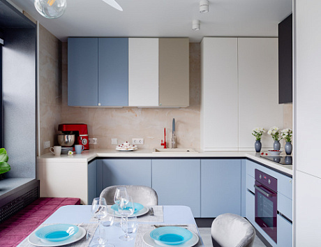 Светлая кухня в Сочи