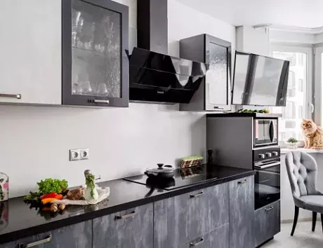 Серая кухня в Чите