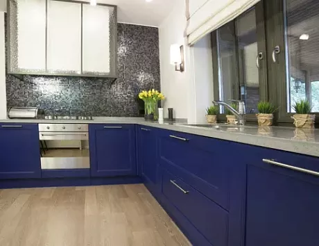 Синяя кухня