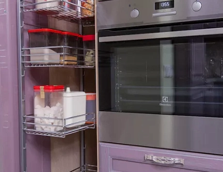 Фиолетовая кухня во Владивостоке