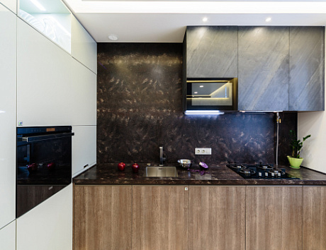 Коричневая кухня в Воронеже