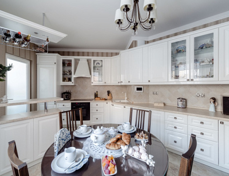 Глянцевая кухня в Череповце