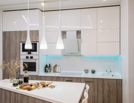 Белая кухня в Липецке